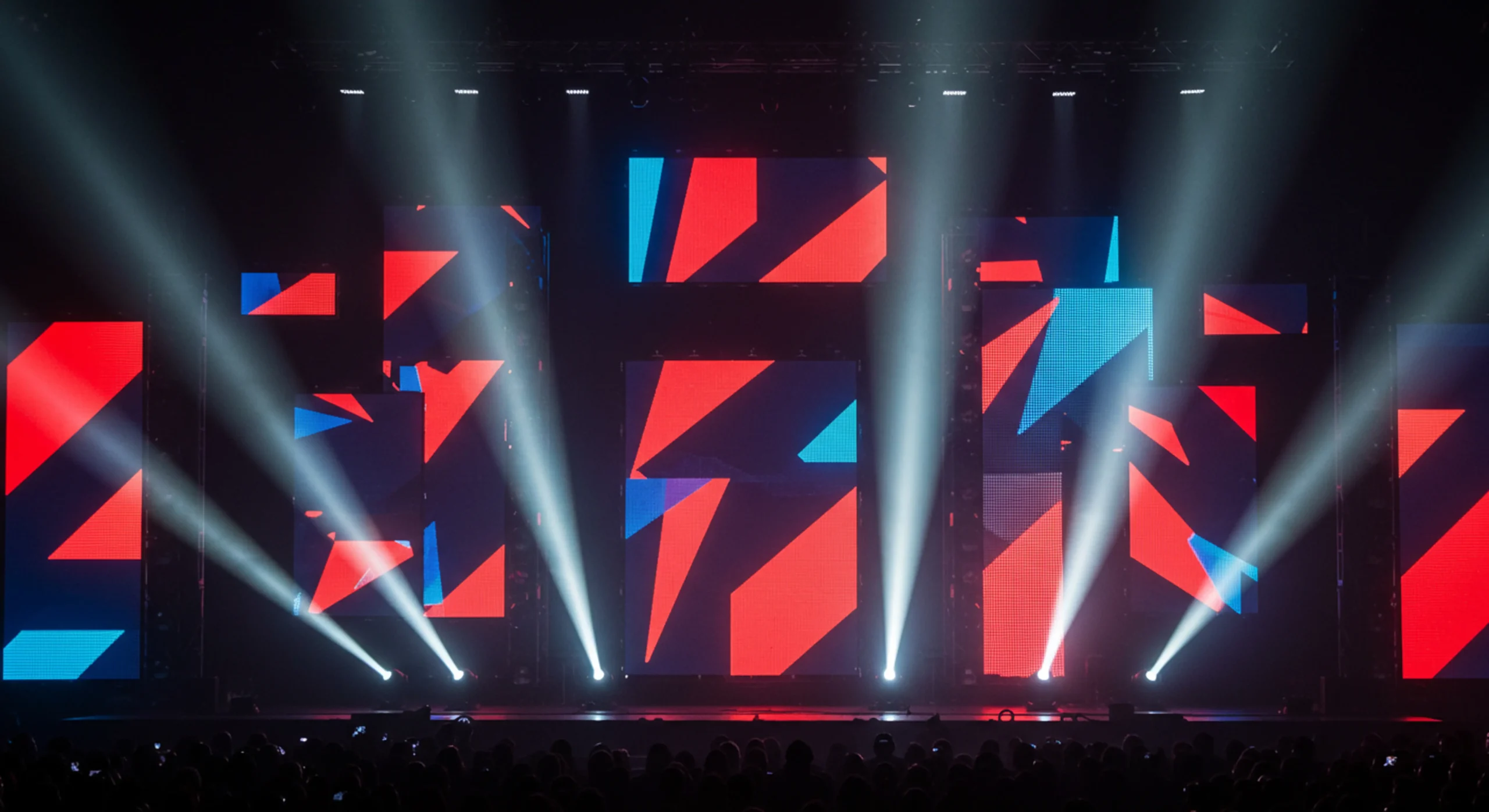 Painel de LED para eventos e shows impacto visual e formatos modulares Painel de LED para eventos e shows impacto visual e formatos modulares